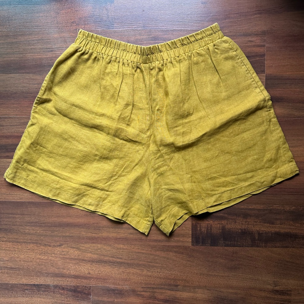 Sotela Papaya Shorts
